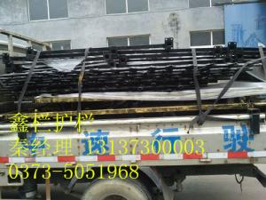 獲嘉賈經理古銅大門，圍墻護欄裝車待發